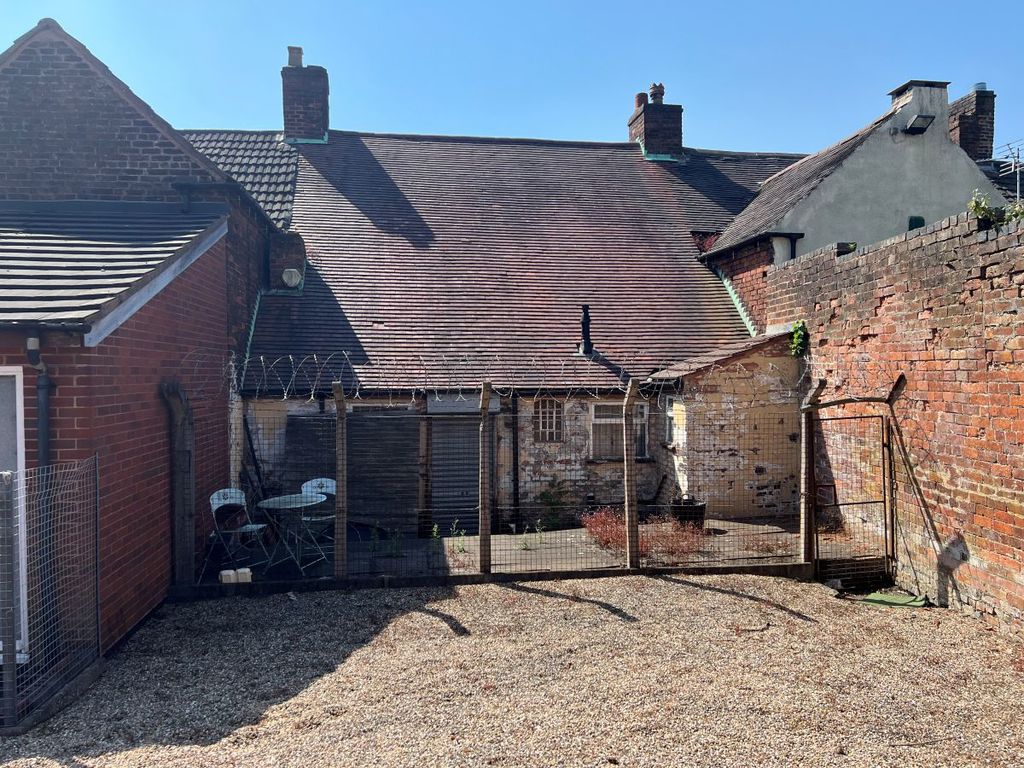 Rear Elevation- click for photo gallery
